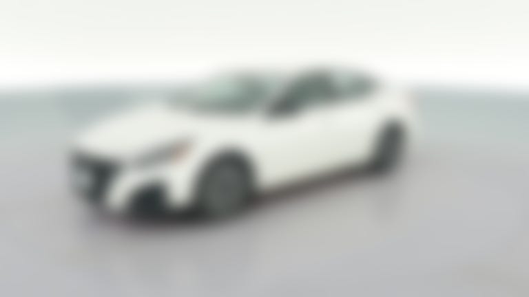 2025 Nissan Altima vehicle photo