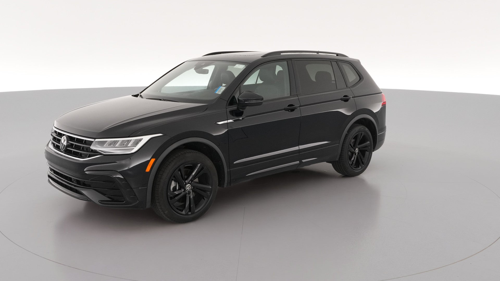 2024 Volkswagen Tiguan vehicle photo