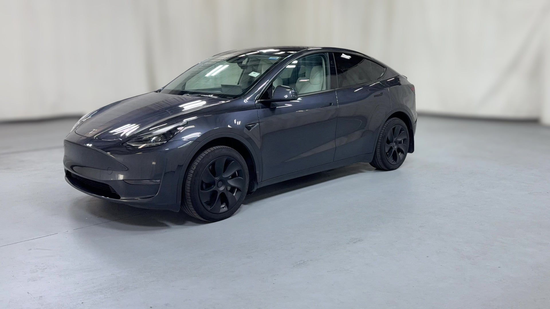 2024 Tesla Model Y vehicle photo