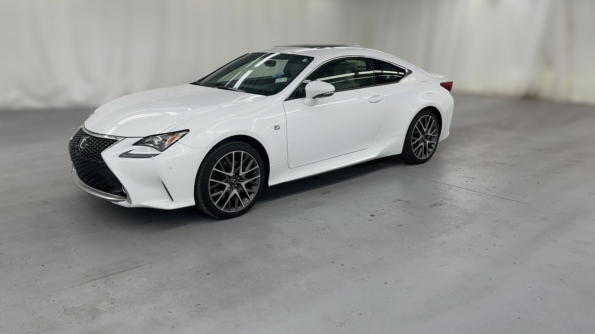2015 Lexus RC vehicle photo