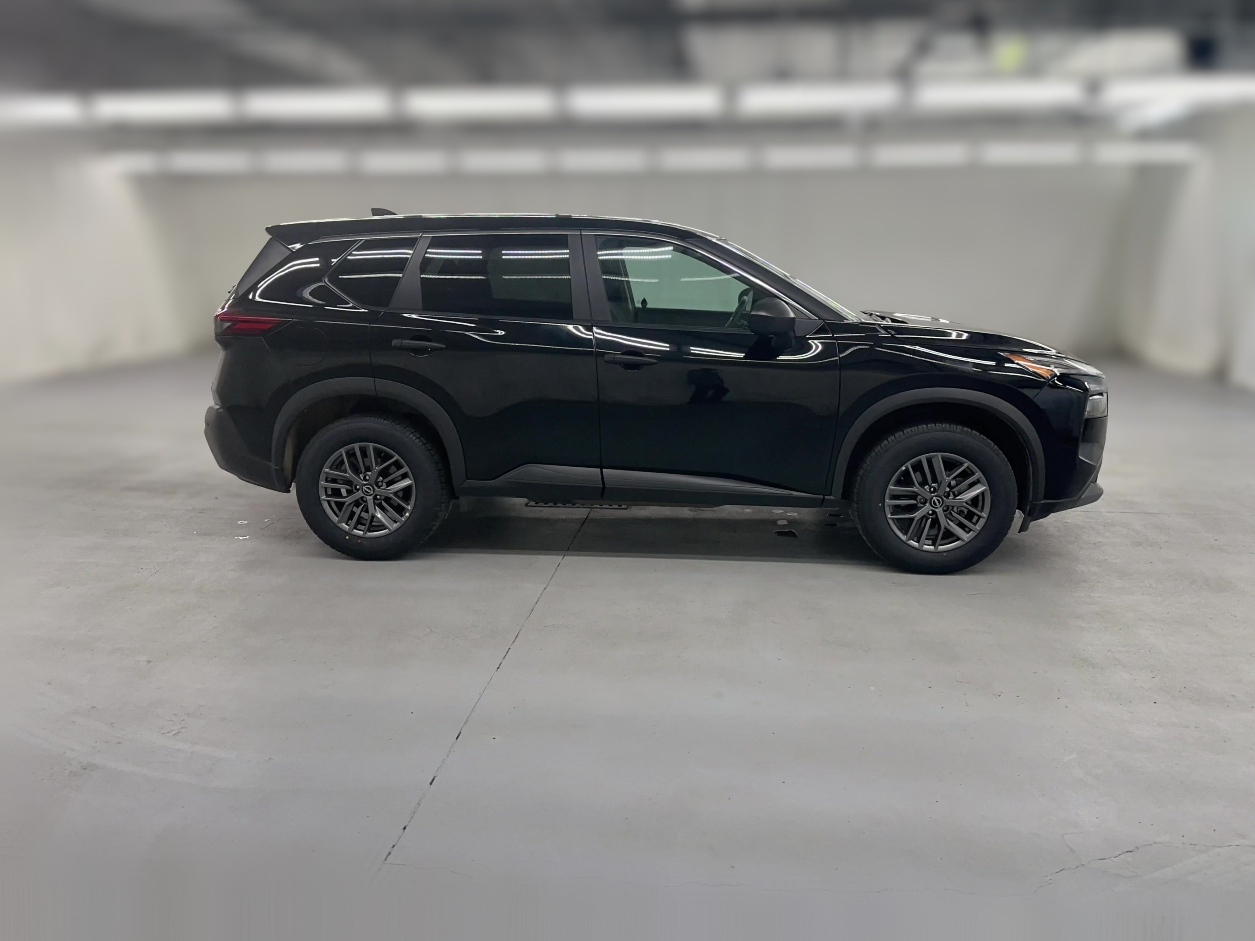 2023 Nissan Rogue S - Photo 32