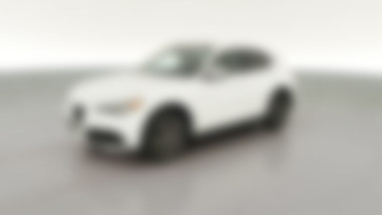 2018 Alfa Romeo Stelvio vehicle photo