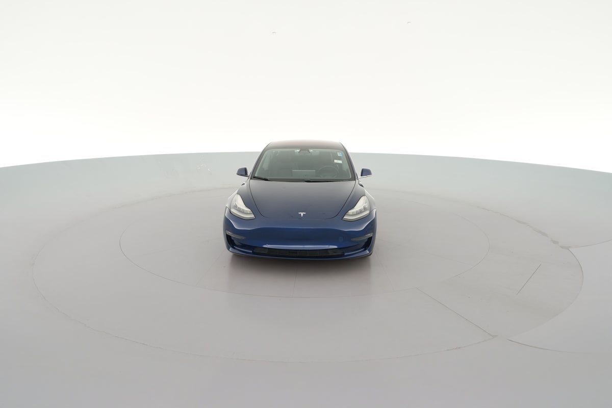 2019 Tesla Model 3 Mid Range Rear-Wheel Drive in Blue — 360° view 1