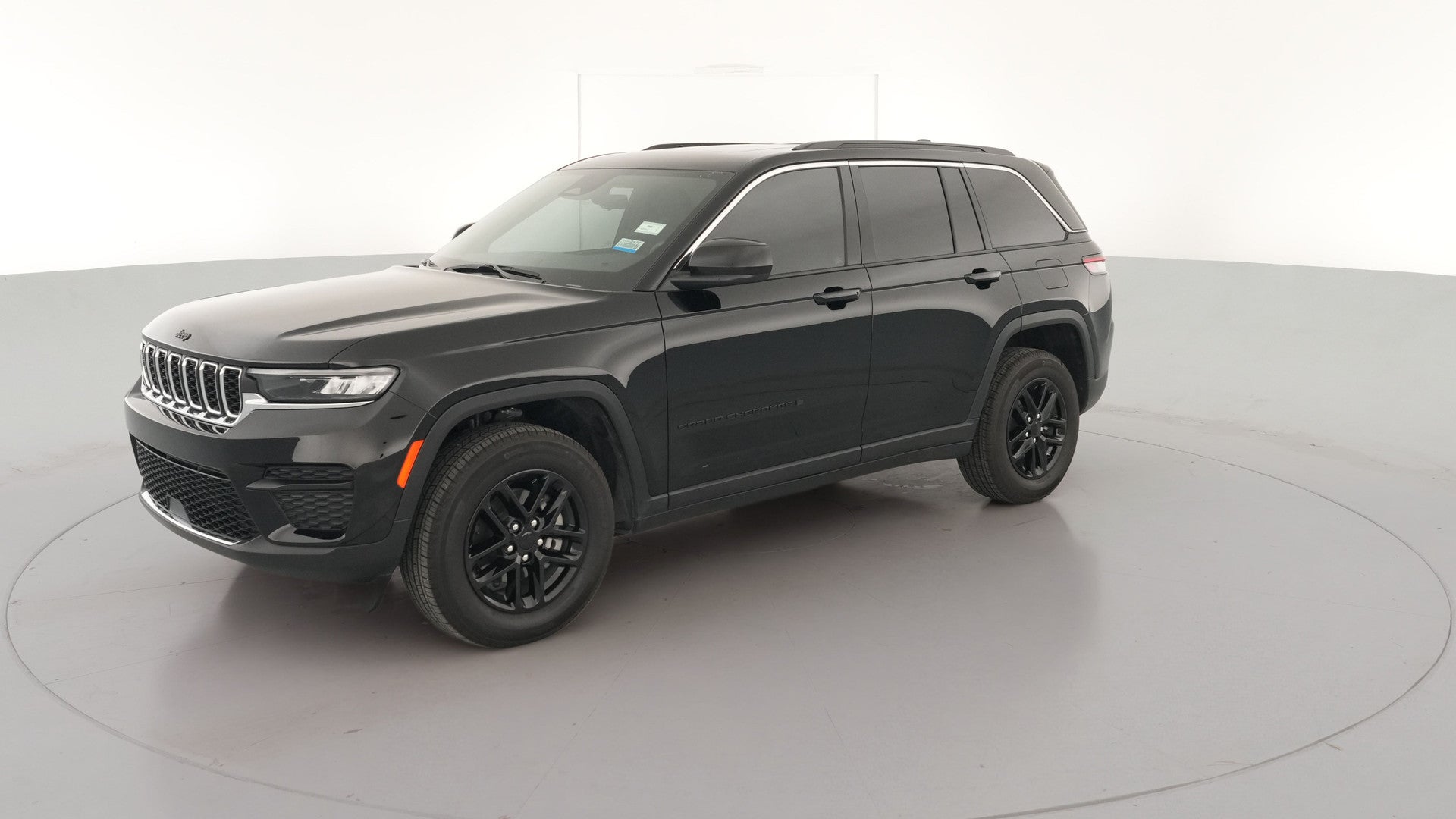 2025 Jeep Grand Cherokee vehicle photo