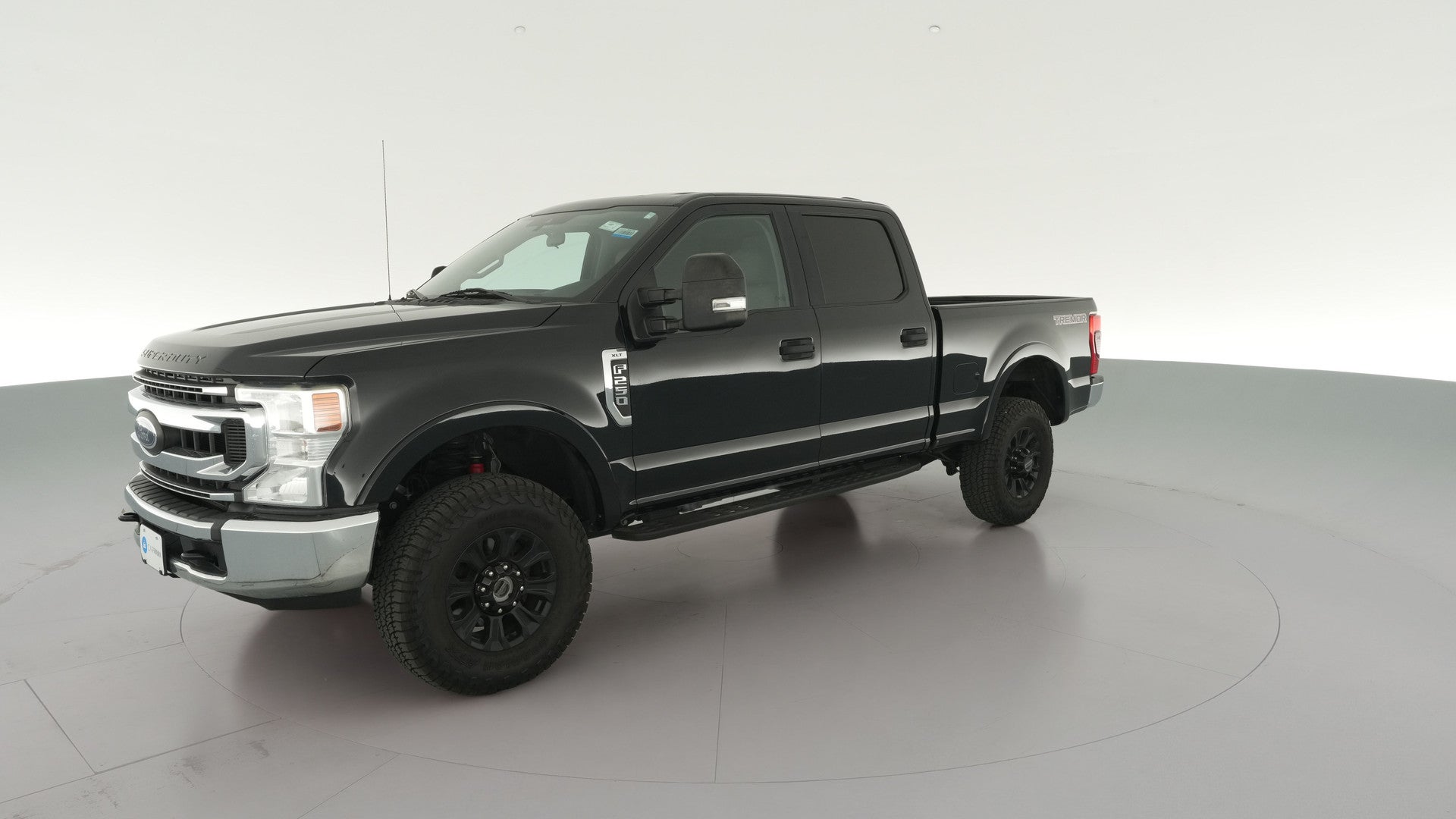 2020 Ford F250 Super Duty Crew Cab vehicle photo