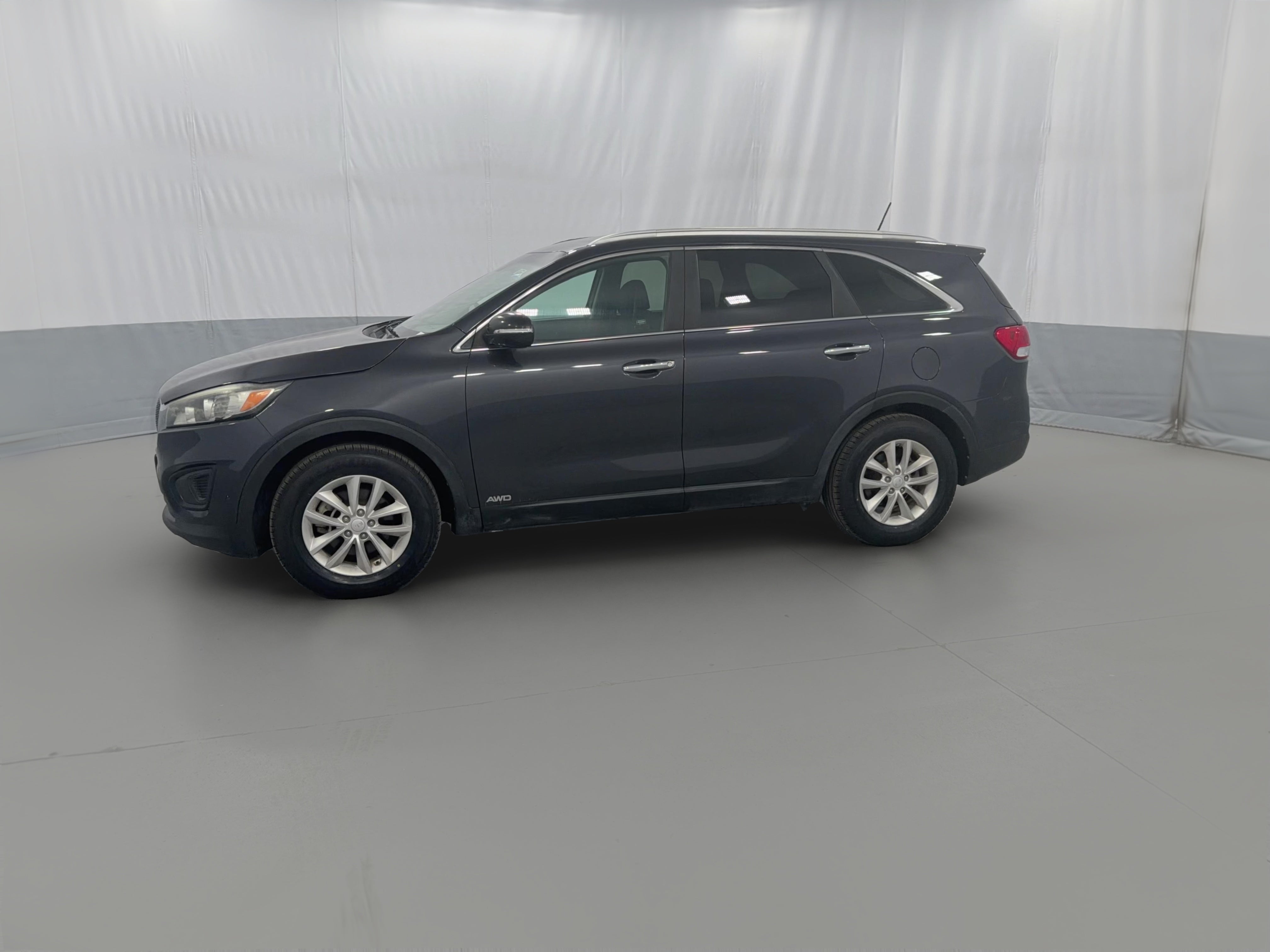 2017 Kia Sorento LX - Photo 24