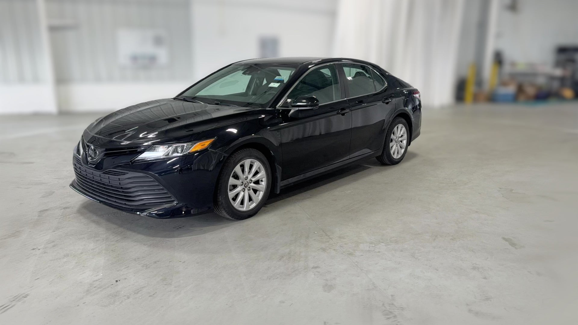 2020 Toyota Camry vehicle photo
