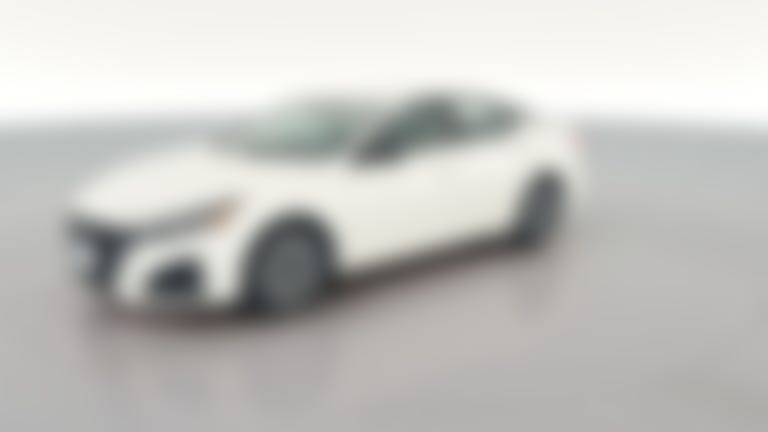 2025 Nissan Altima vehicle photo
