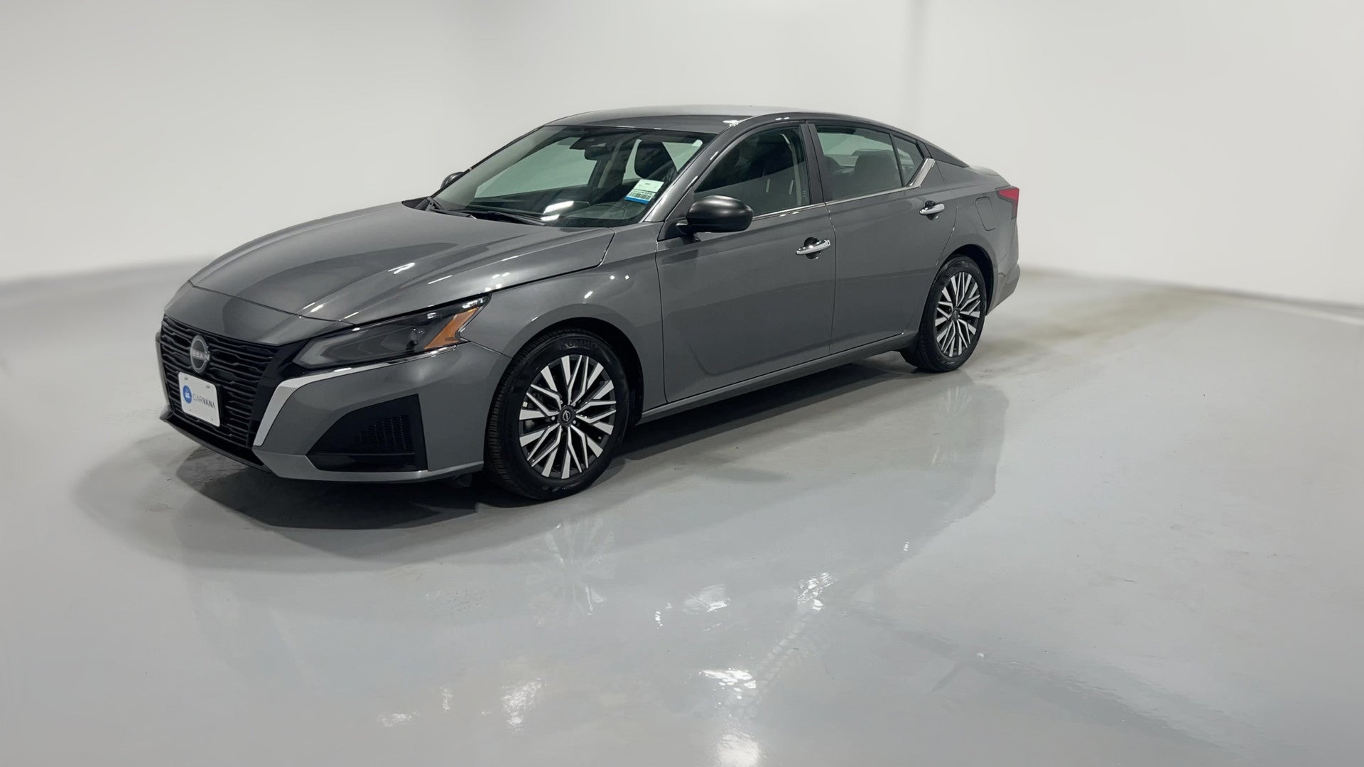2025 Nissan Altima vehicle photo
