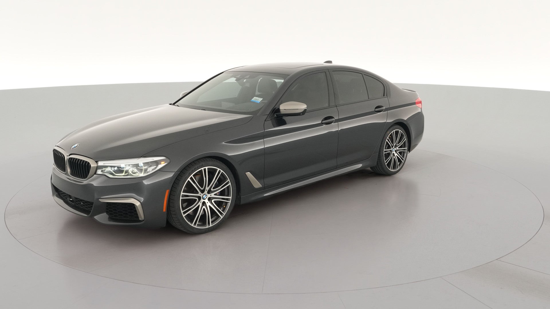 2019 BMW 5 Series vehicle photo