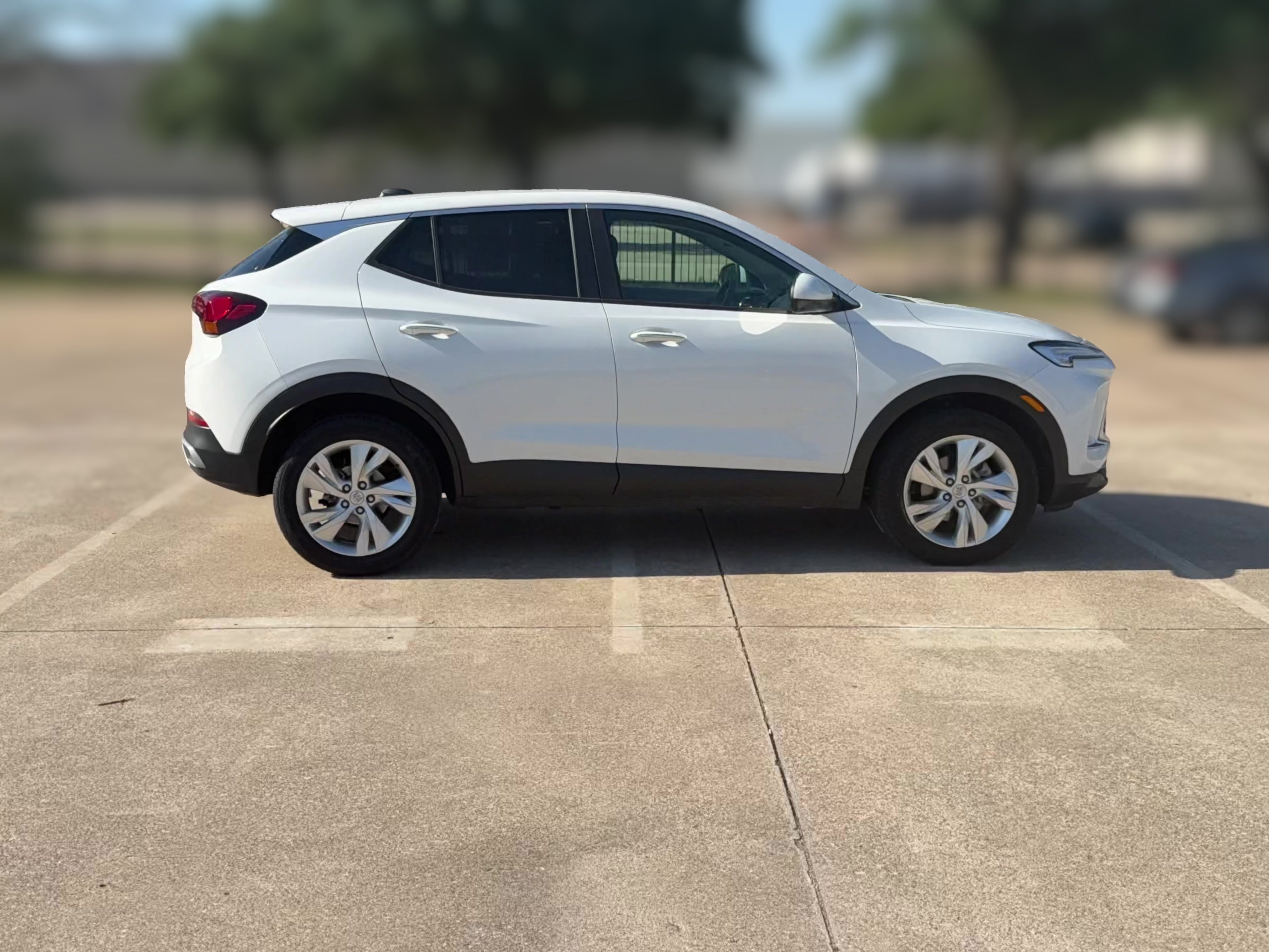 2025 Buick Encore GX Preferred - Photo 34