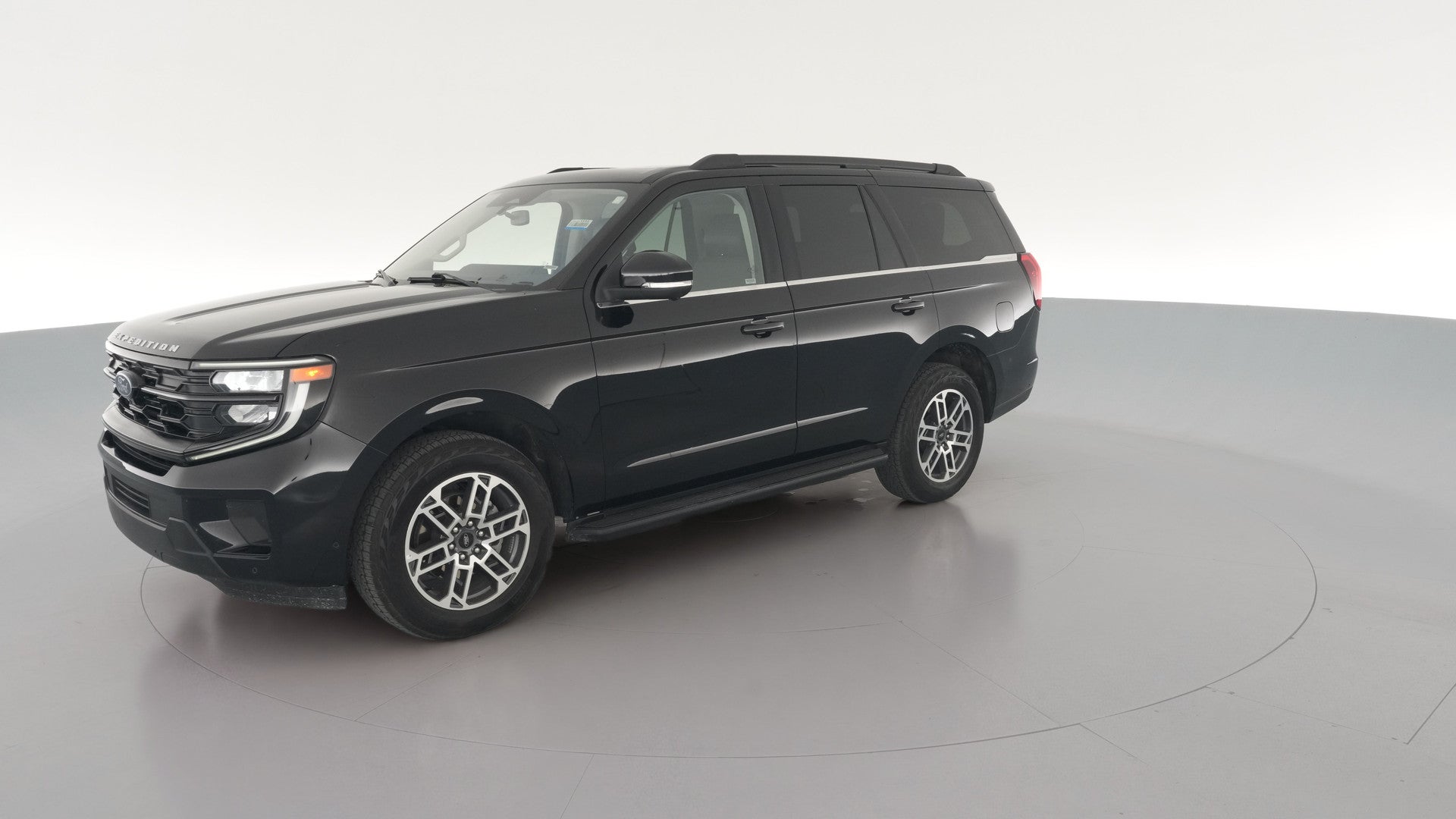 2025 Ford Expedition vehicle photo