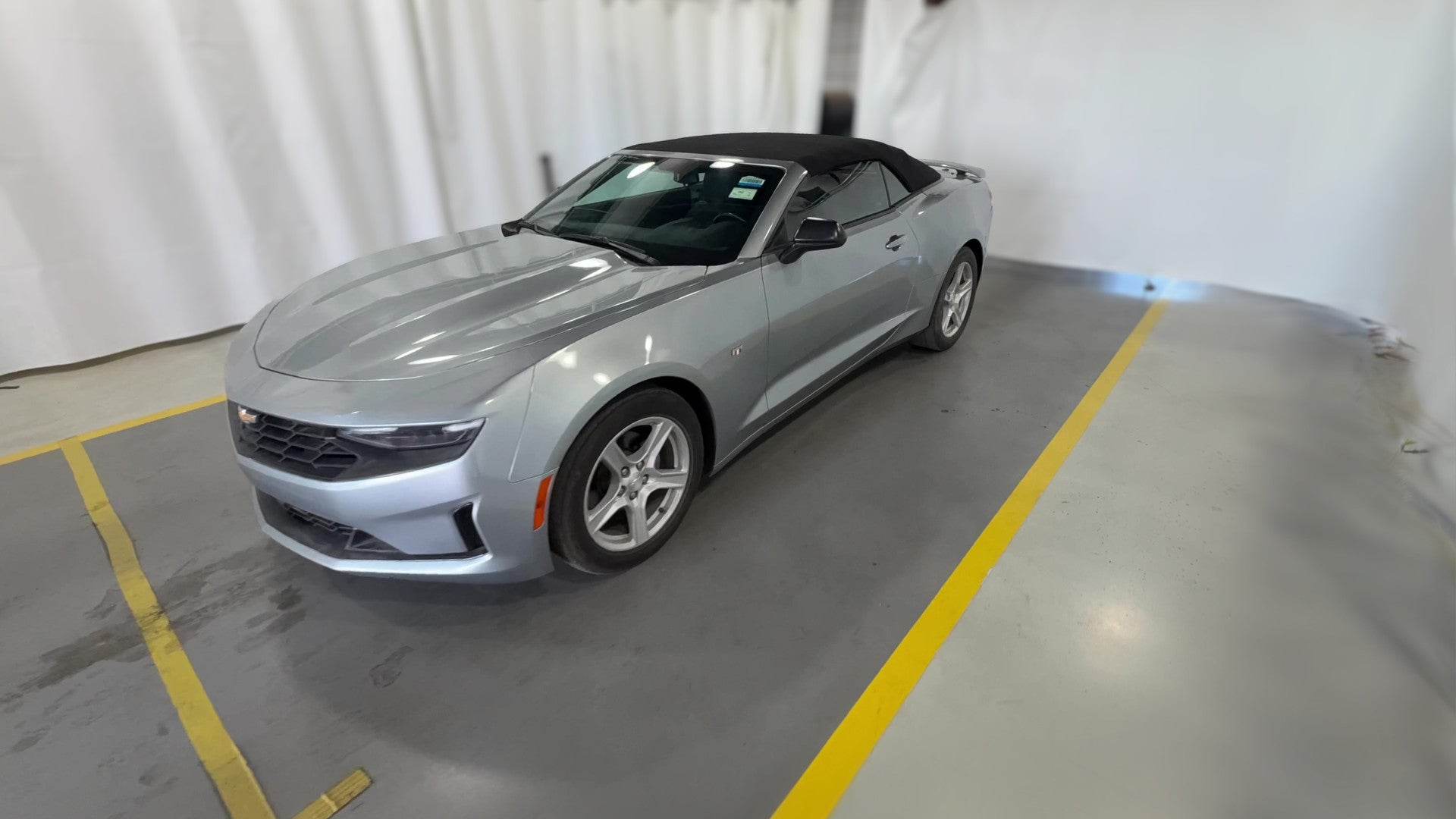 2023 Chevrolet Camaro vehicle photo