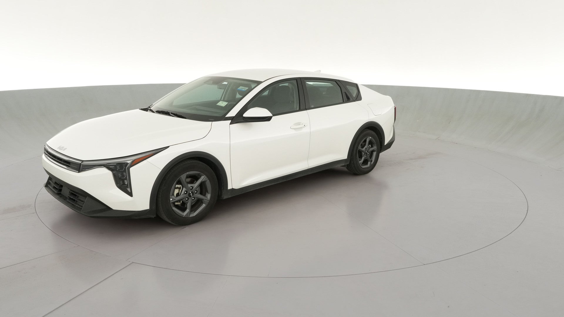 2025 Kia K4 vehicle photo