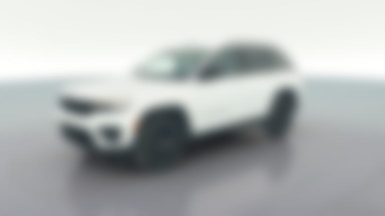 2025 Jeep Grand Cherokee vehicle photo