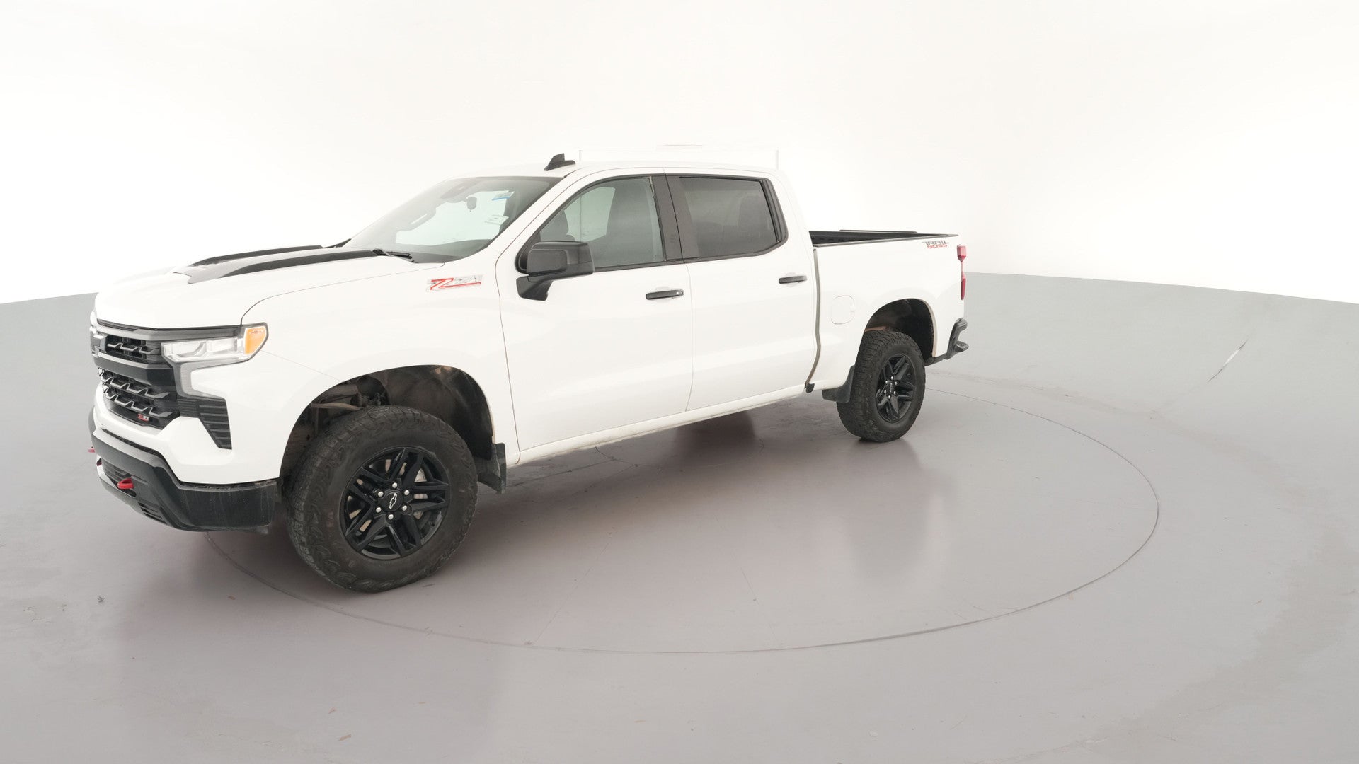2024 Chevrolet Silverado 1500 Crew Cab vehicle photo