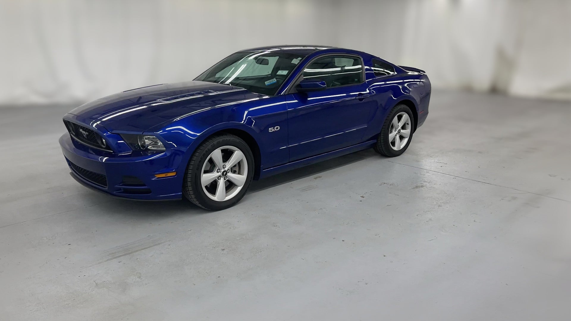 2014 Ford Mustang vehicle photo
