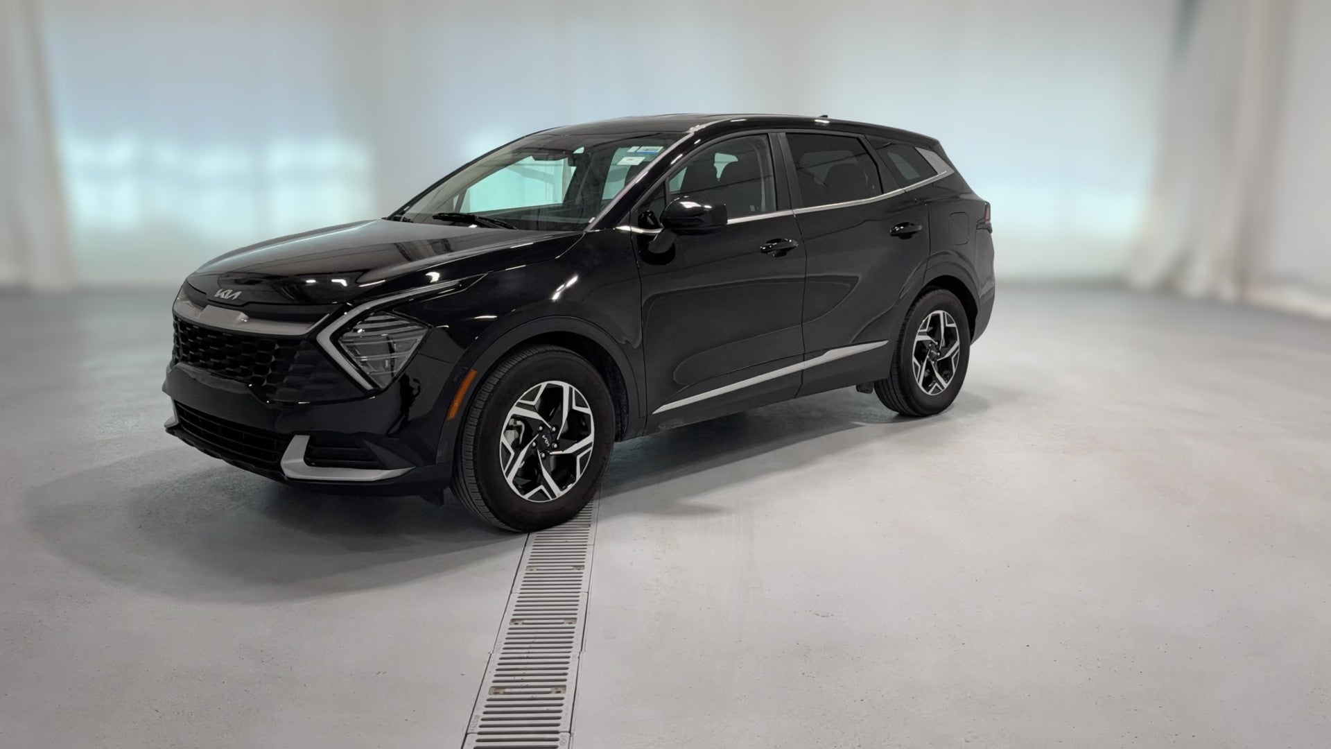 2025 Kia Sportage vehicle photo