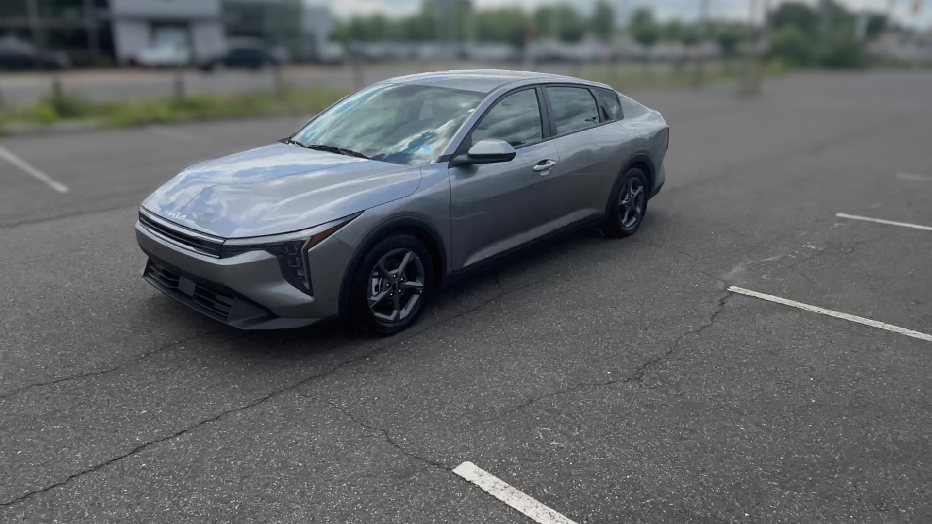 2025 Kia K4 vehicle photo