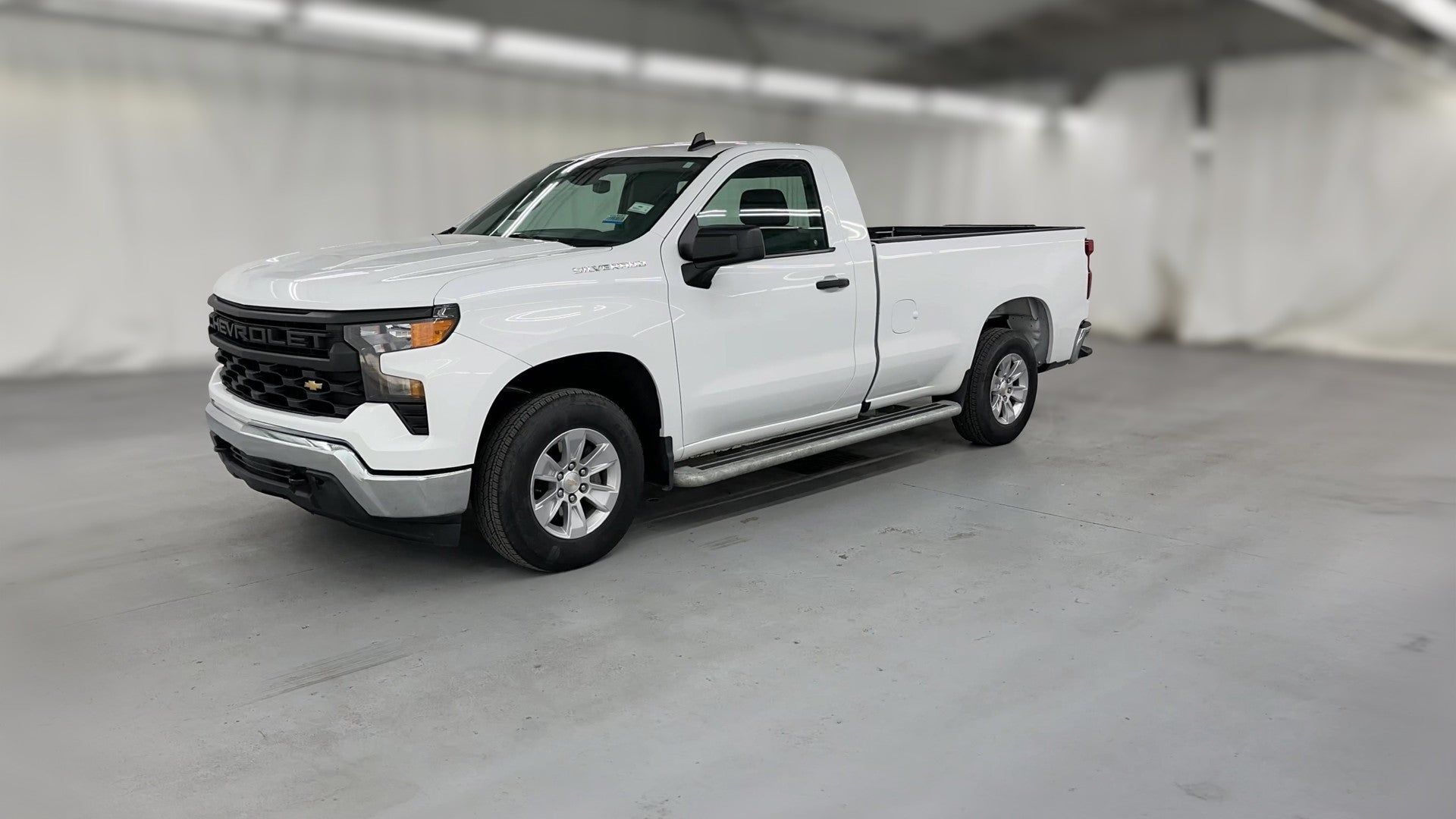 2025 Chevrolet Silverado 1500 Regular Cab vehicle photo