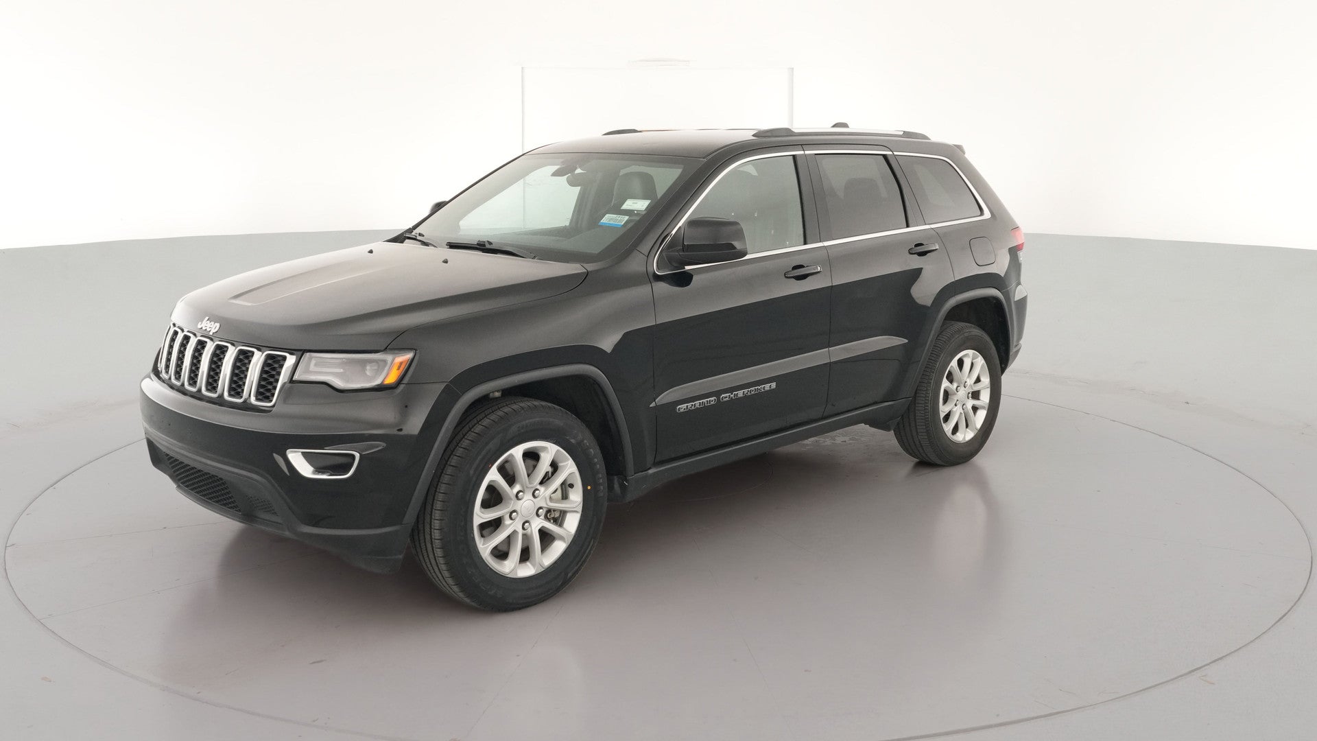 2021 Jeep Grand Cherokee vehicle photo
