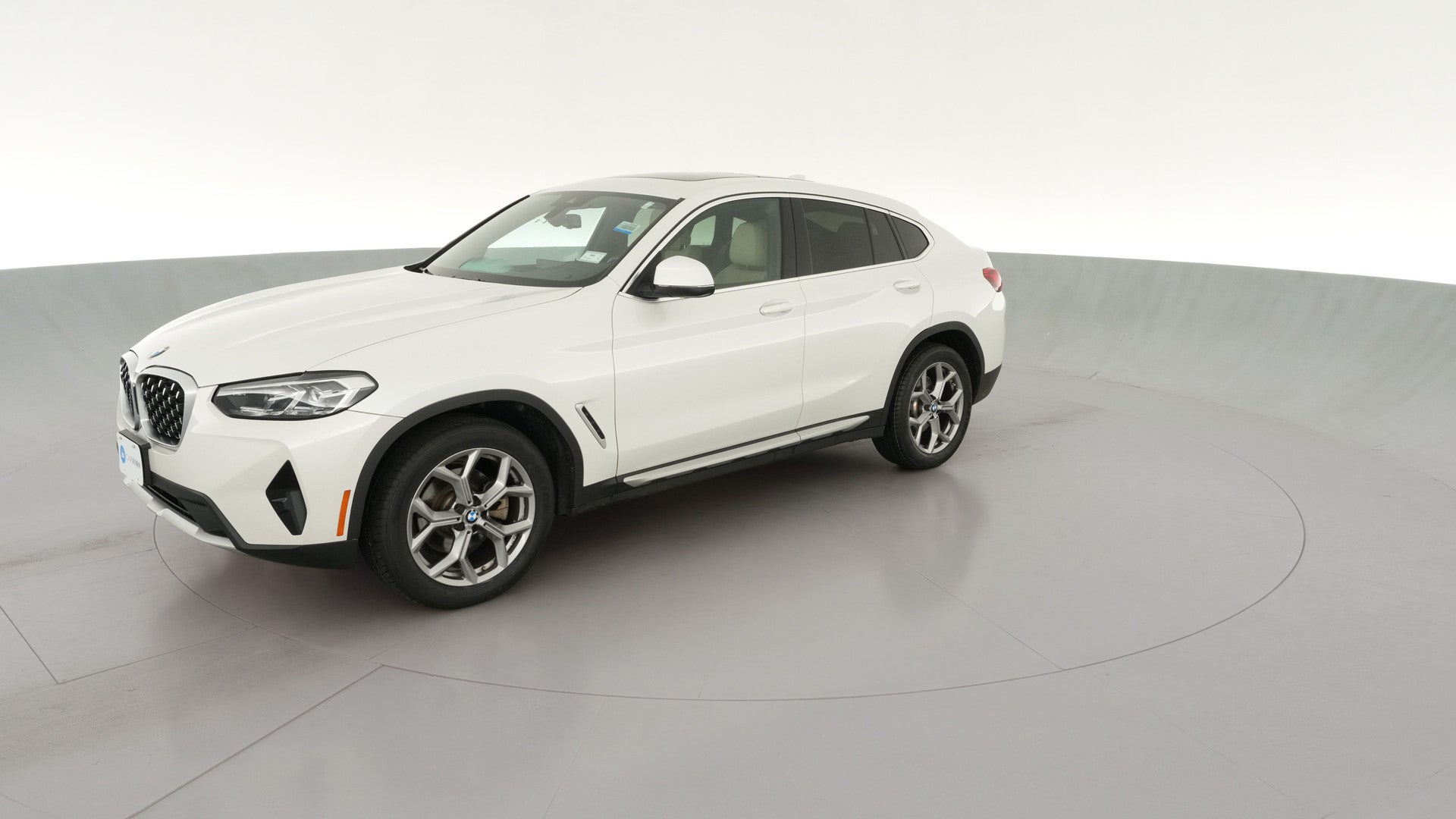 2023 BMW X4 vehicle photo