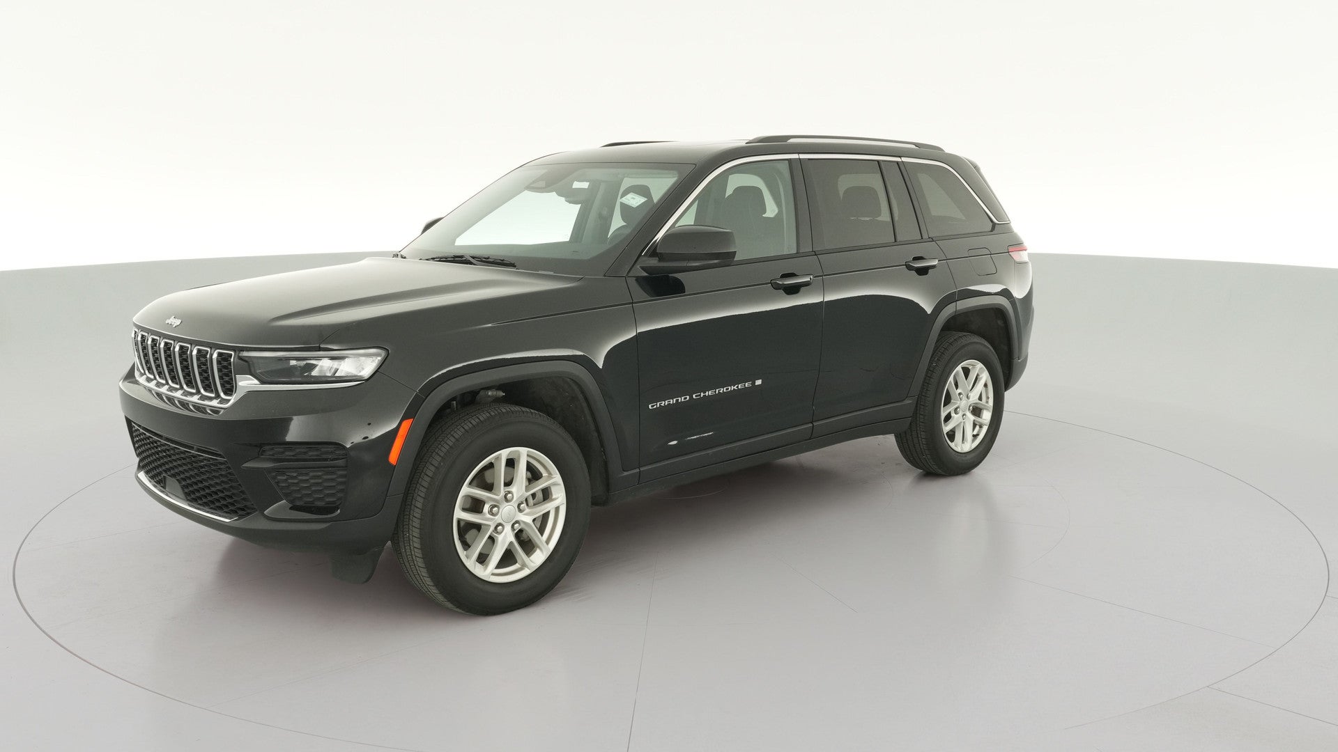 2024 Jeep Grand Cherokee vehicle photo