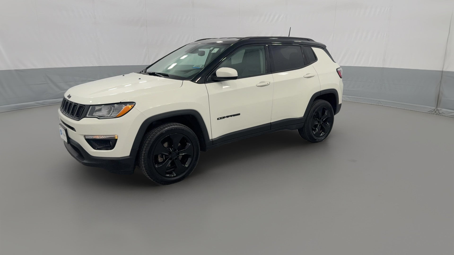 2018 Jeep Compass vehicle photo