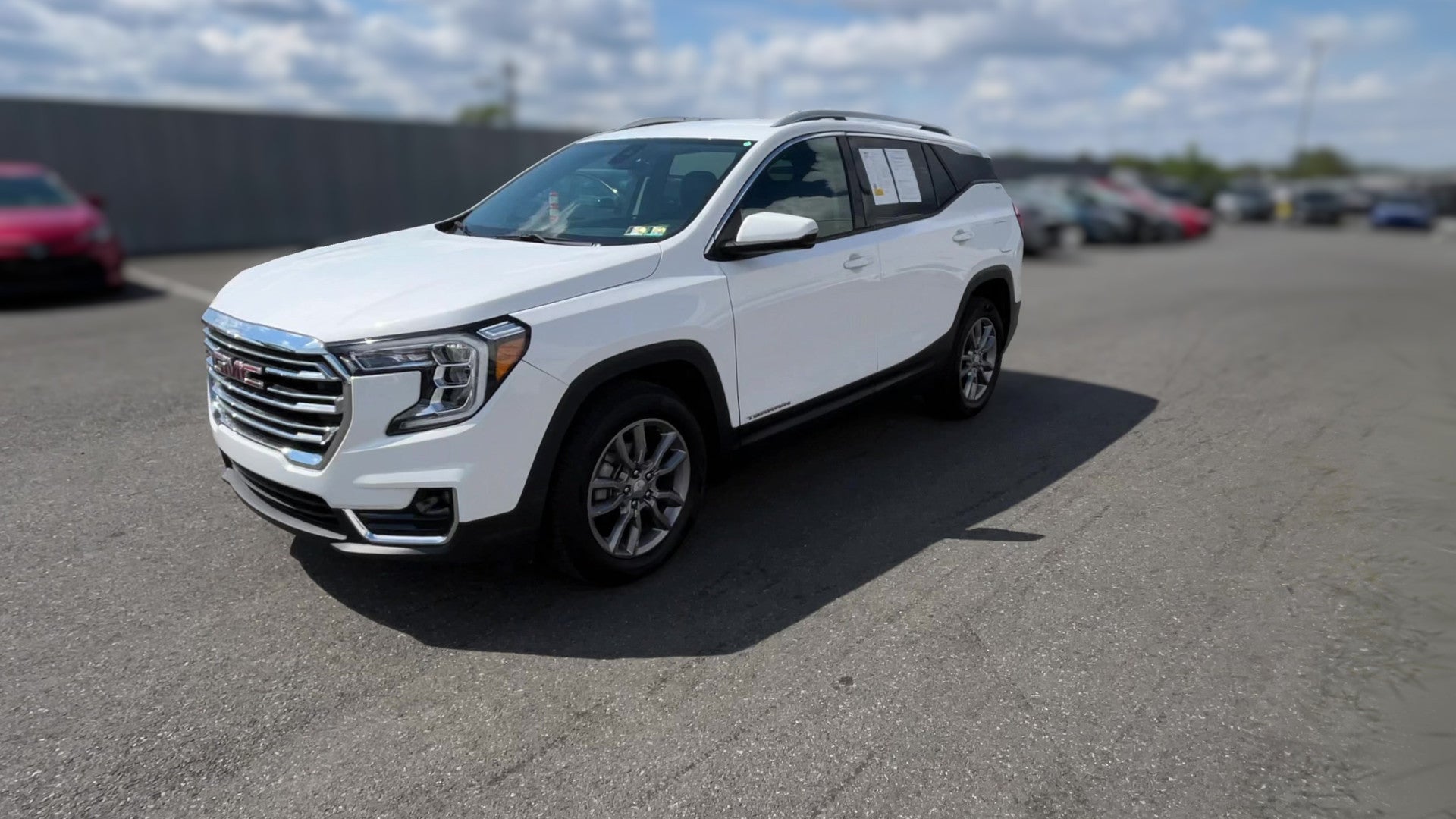 2024 GMC Terrain vehicle photo