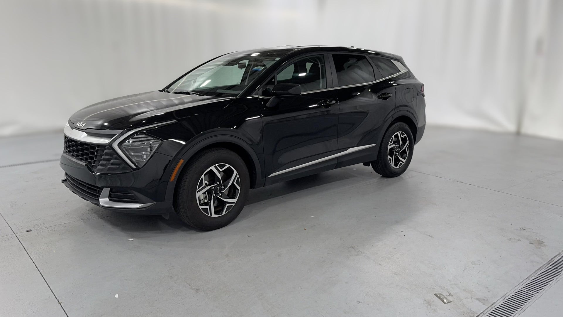 2025 Kia Sportage vehicle photo