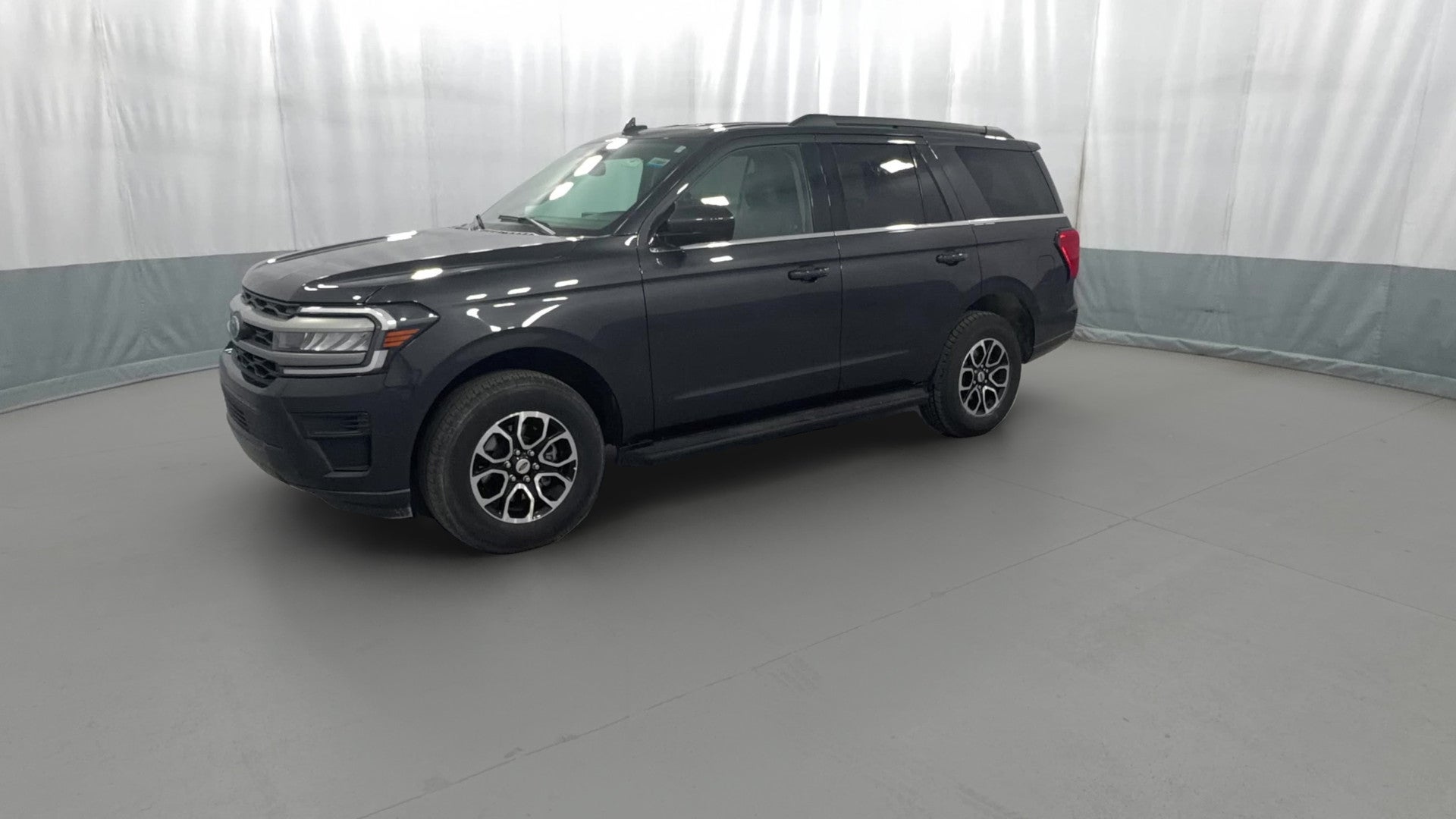 2024 Ford Expedition vehicle photo