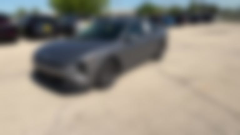 2025 Kia K4 vehicle photo