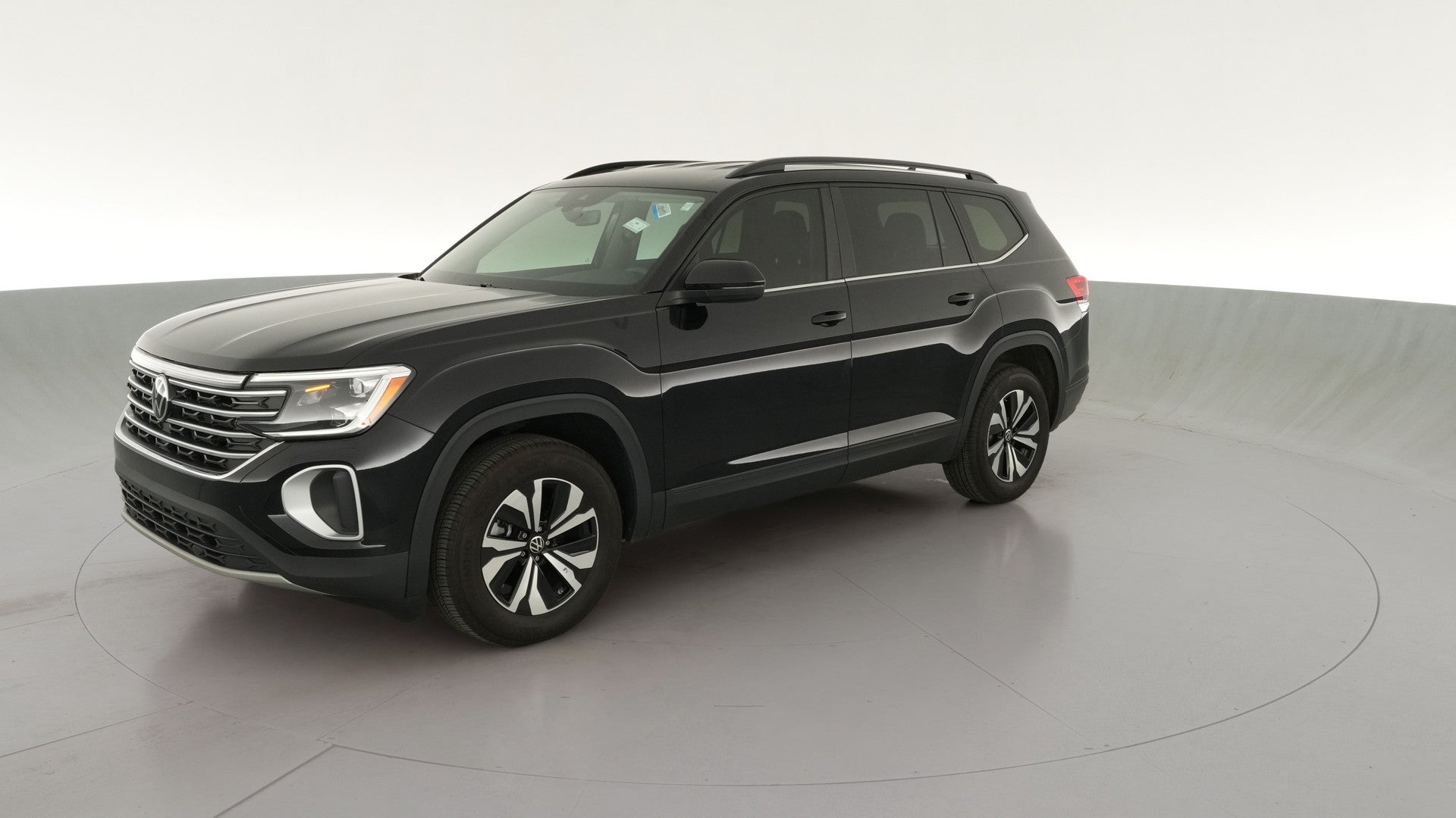 2025 Volkswagen Atlas vehicle photo