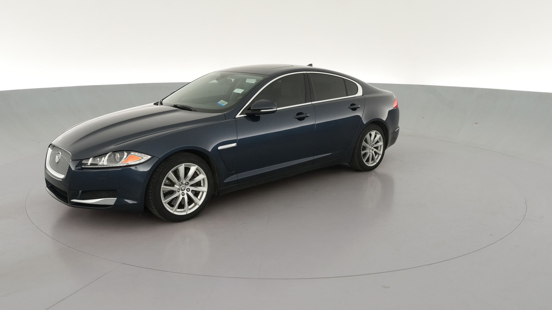 2013 Jaguar XF vehicle photo