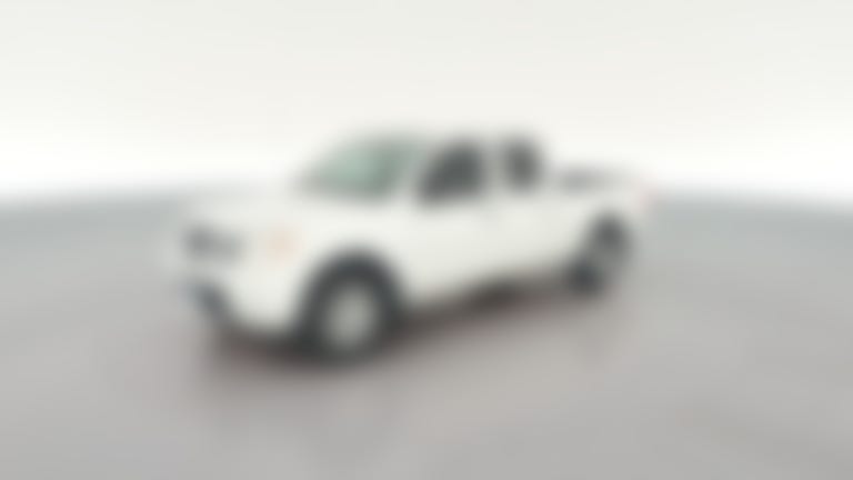2018 Nissan Frontier Crew Cab vehicle photo