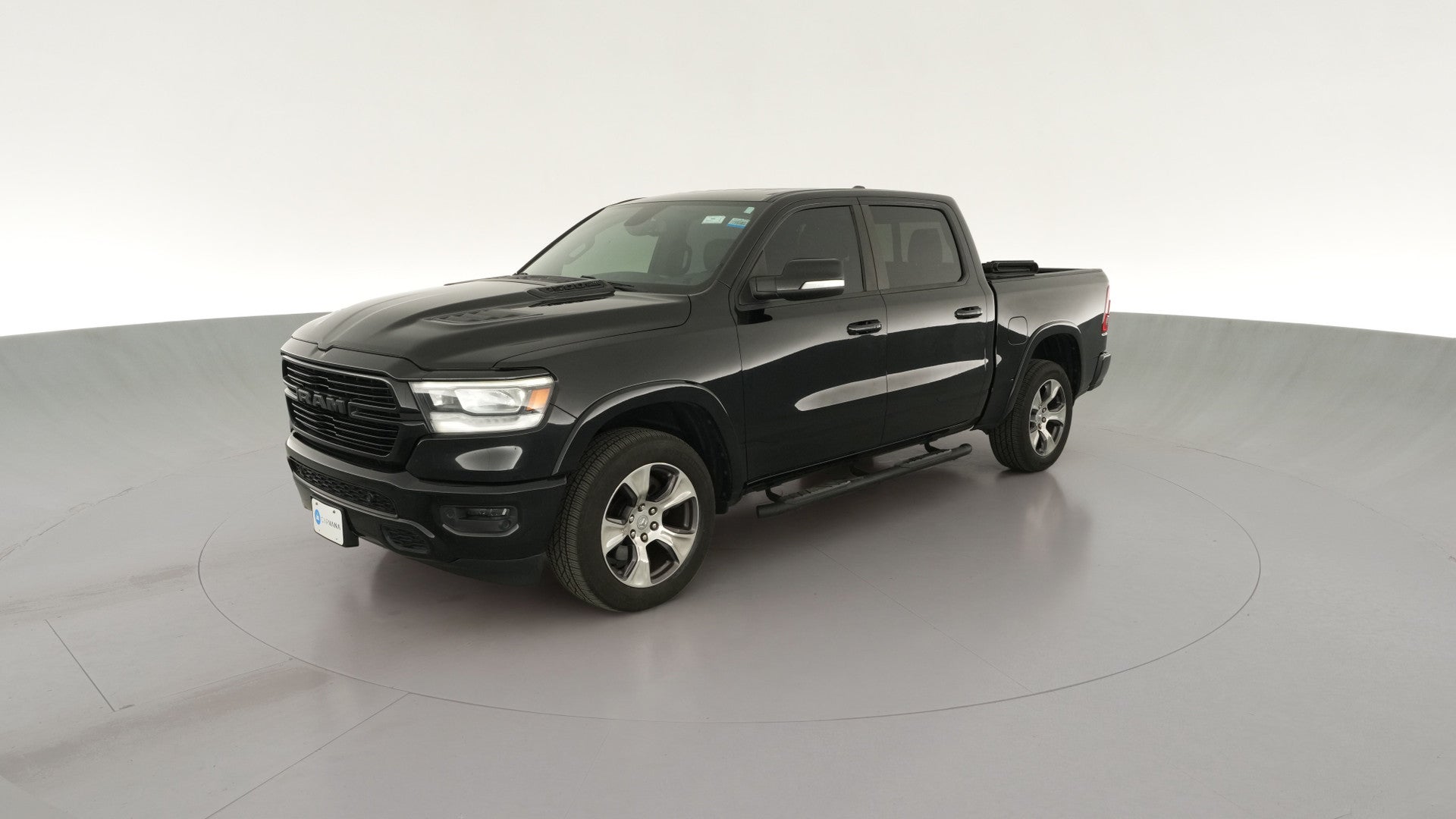 2019 Ram 1500 Crew Cab vehicle photo