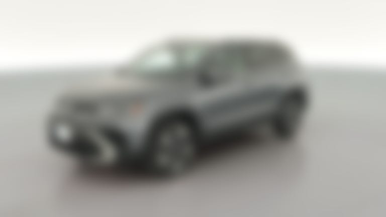 2025 Volkswagen Taos vehicle photo
