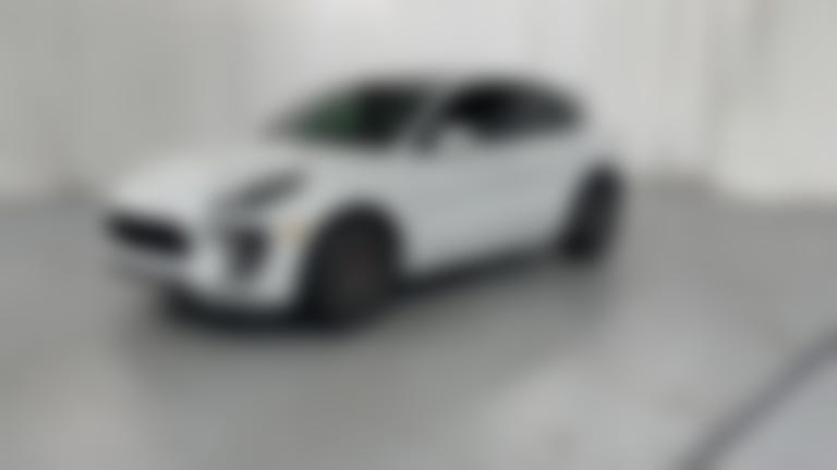 2018 Porsche Macan vehicle photo