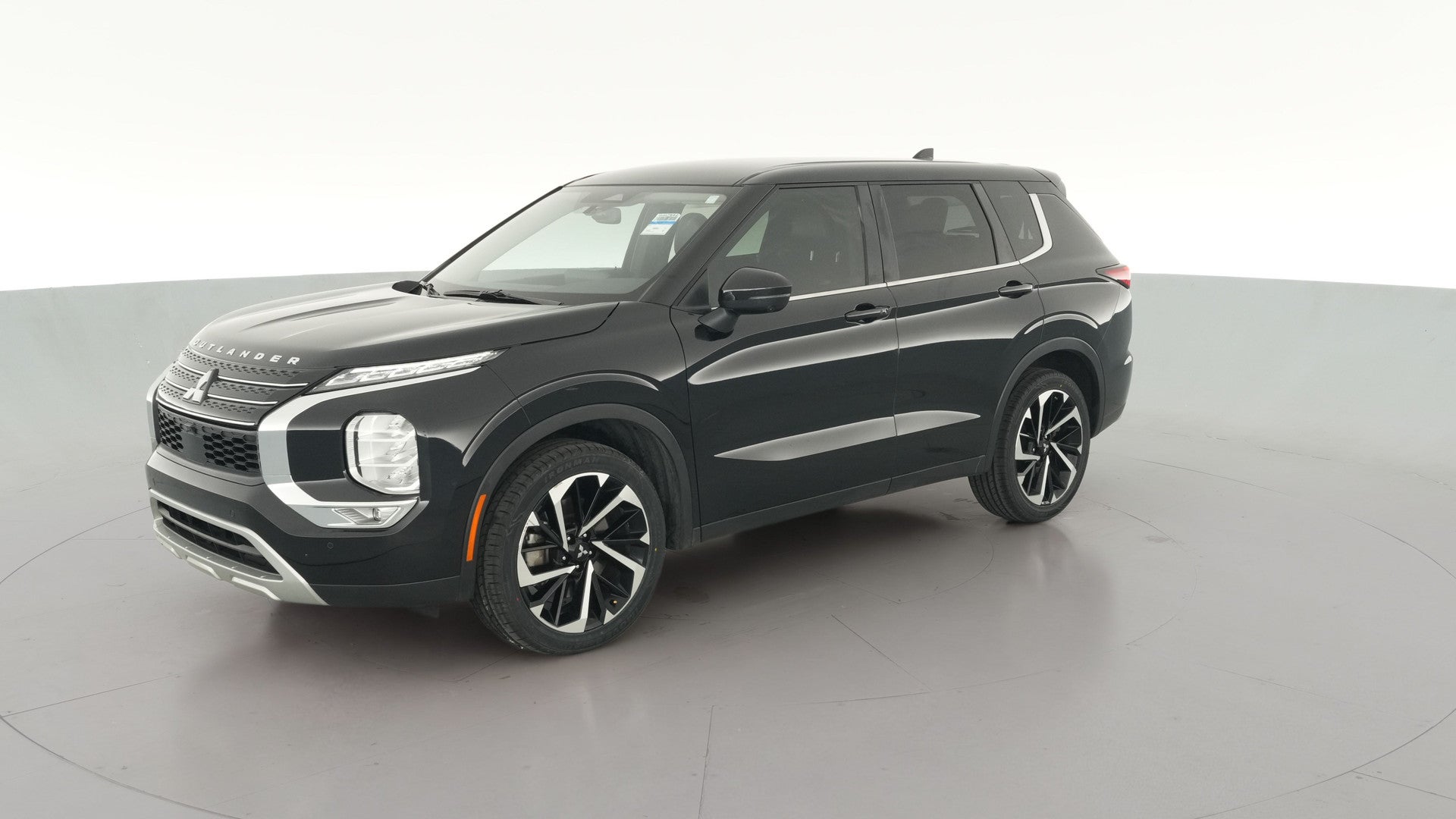 2024 Mitsubishi Outlander vehicle photo