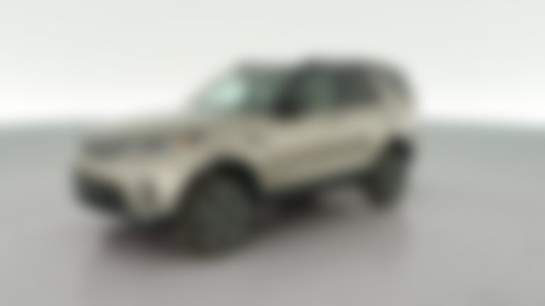 2024 Land Rover Discovery vehicle photo