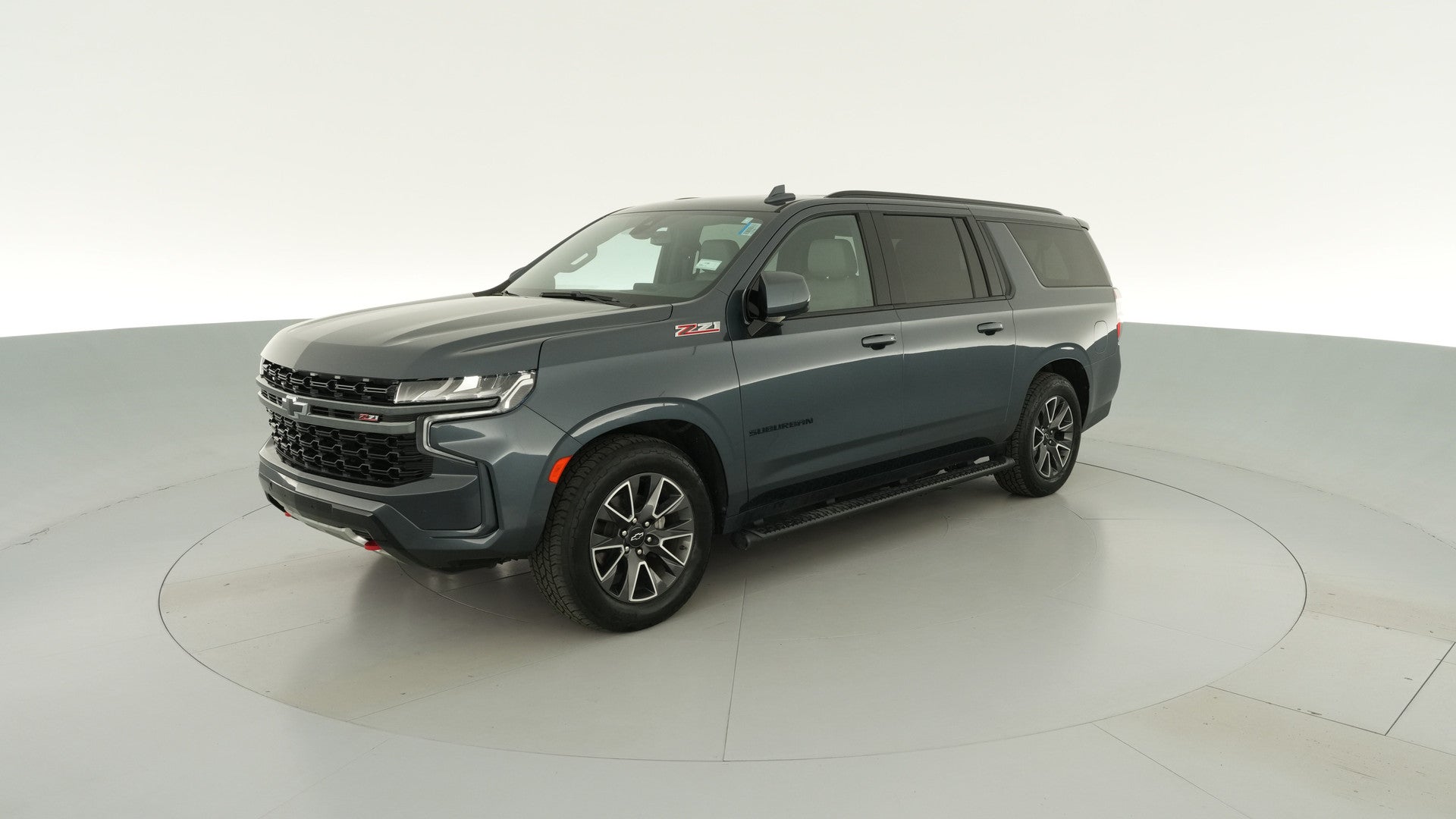 2021 Chevrolet Suburban vehicle photo