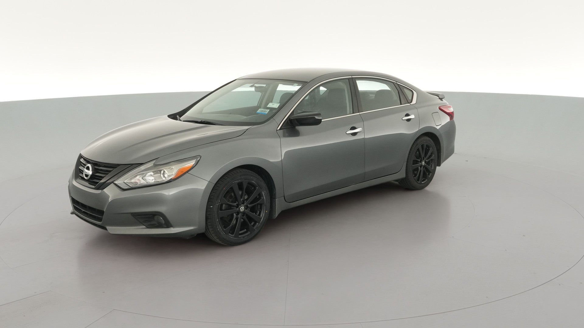 2018 Nissan Altima vehicle photo