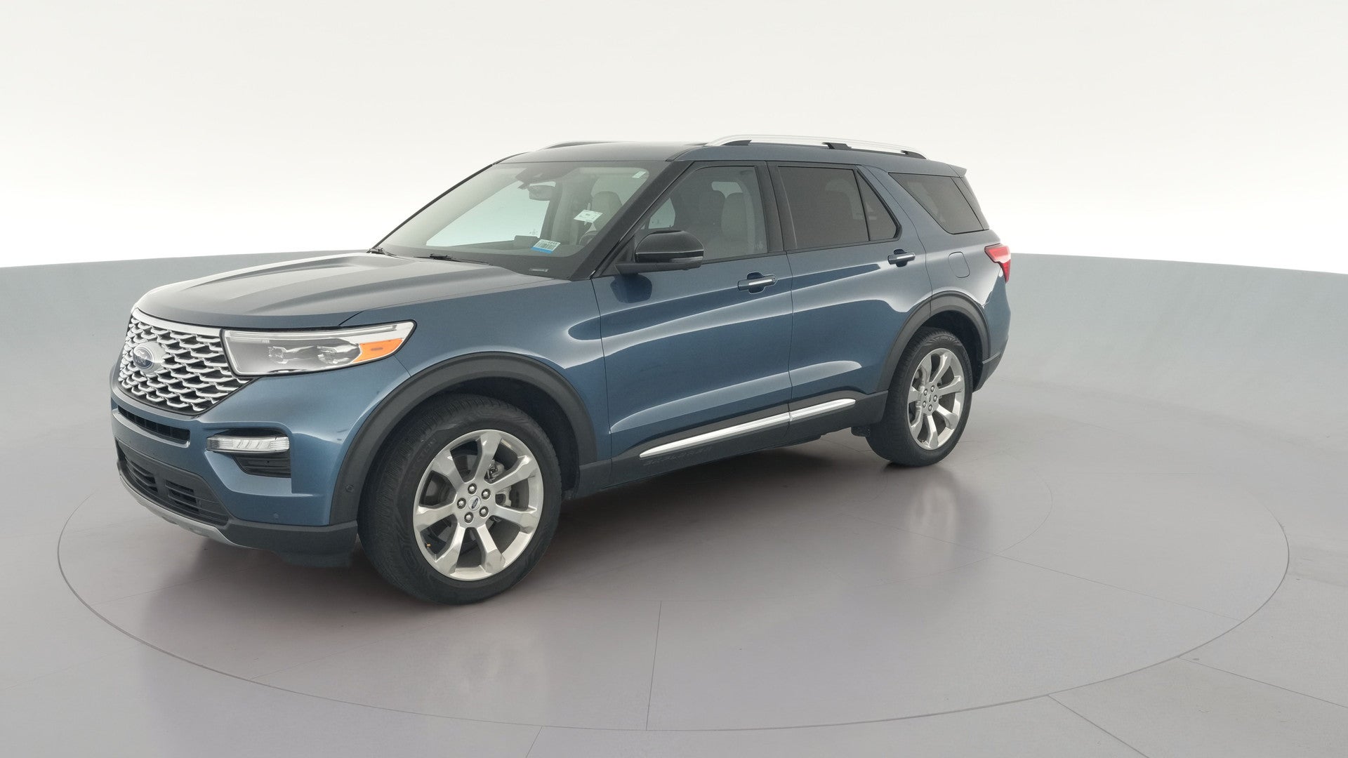2020 Ford Explorer vehicle photo