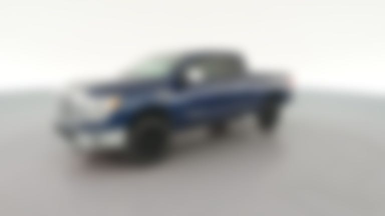 2018 Nissan TITAN XD Crew Cab vehicle photo