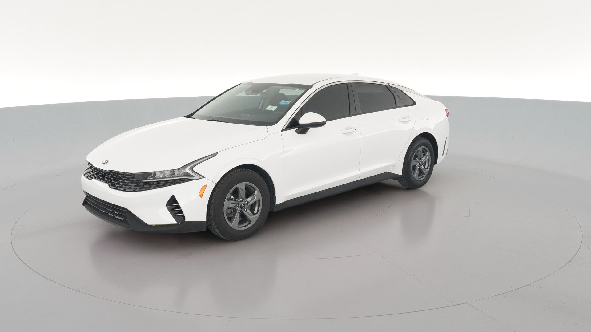 2021 Kia K5 vehicle photo