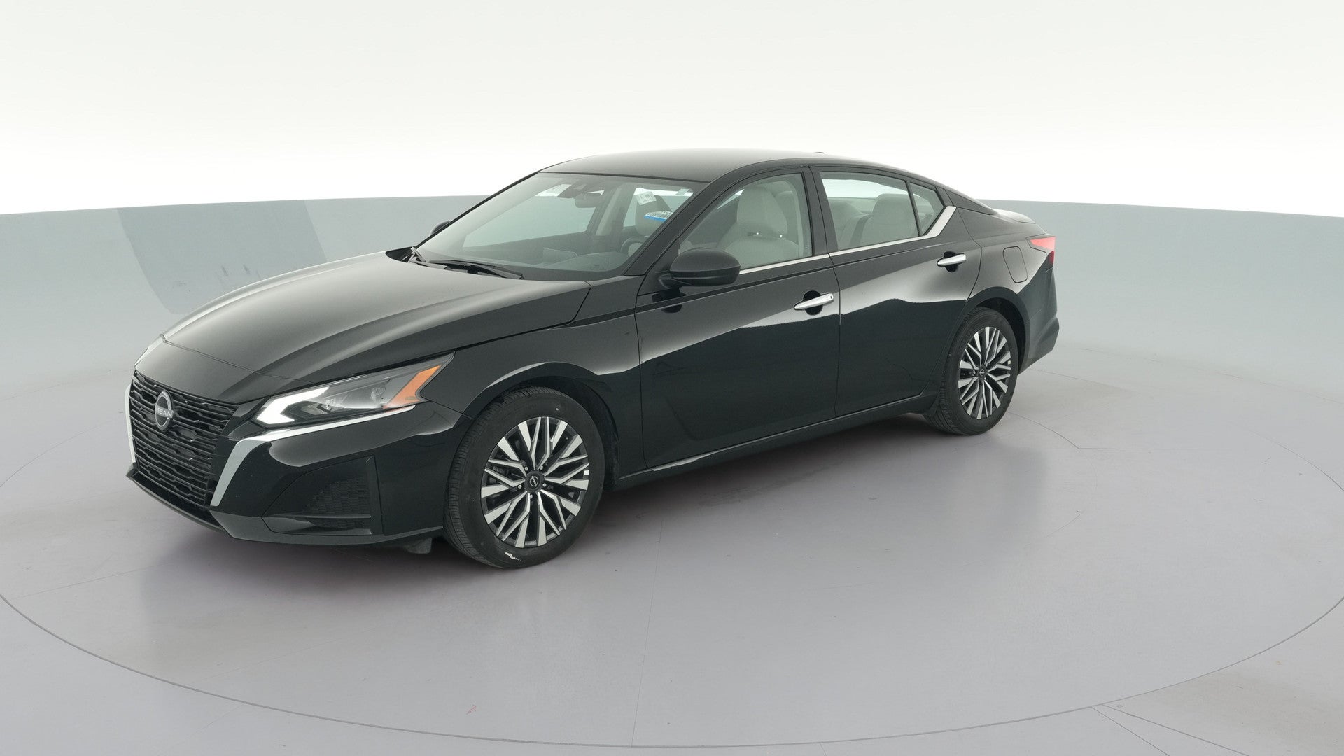 2025 Nissan Altima vehicle photo