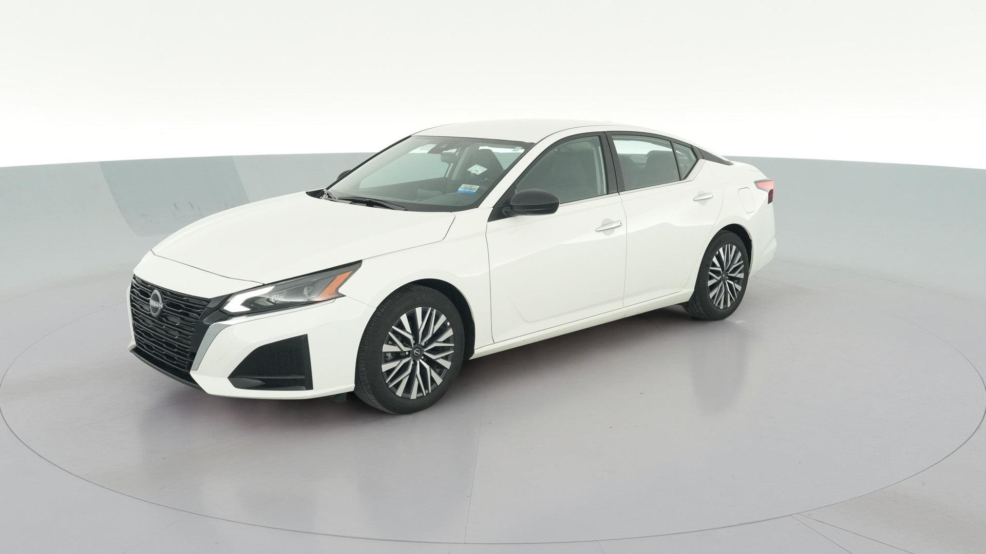 2025 Nissan Altima vehicle photo