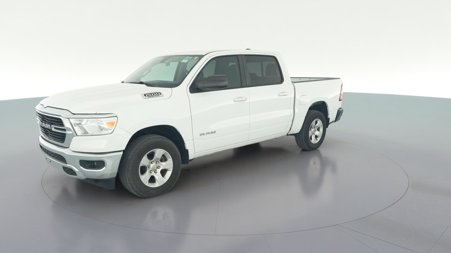 2020 Ram 1500 Crew Cab vehicle photo