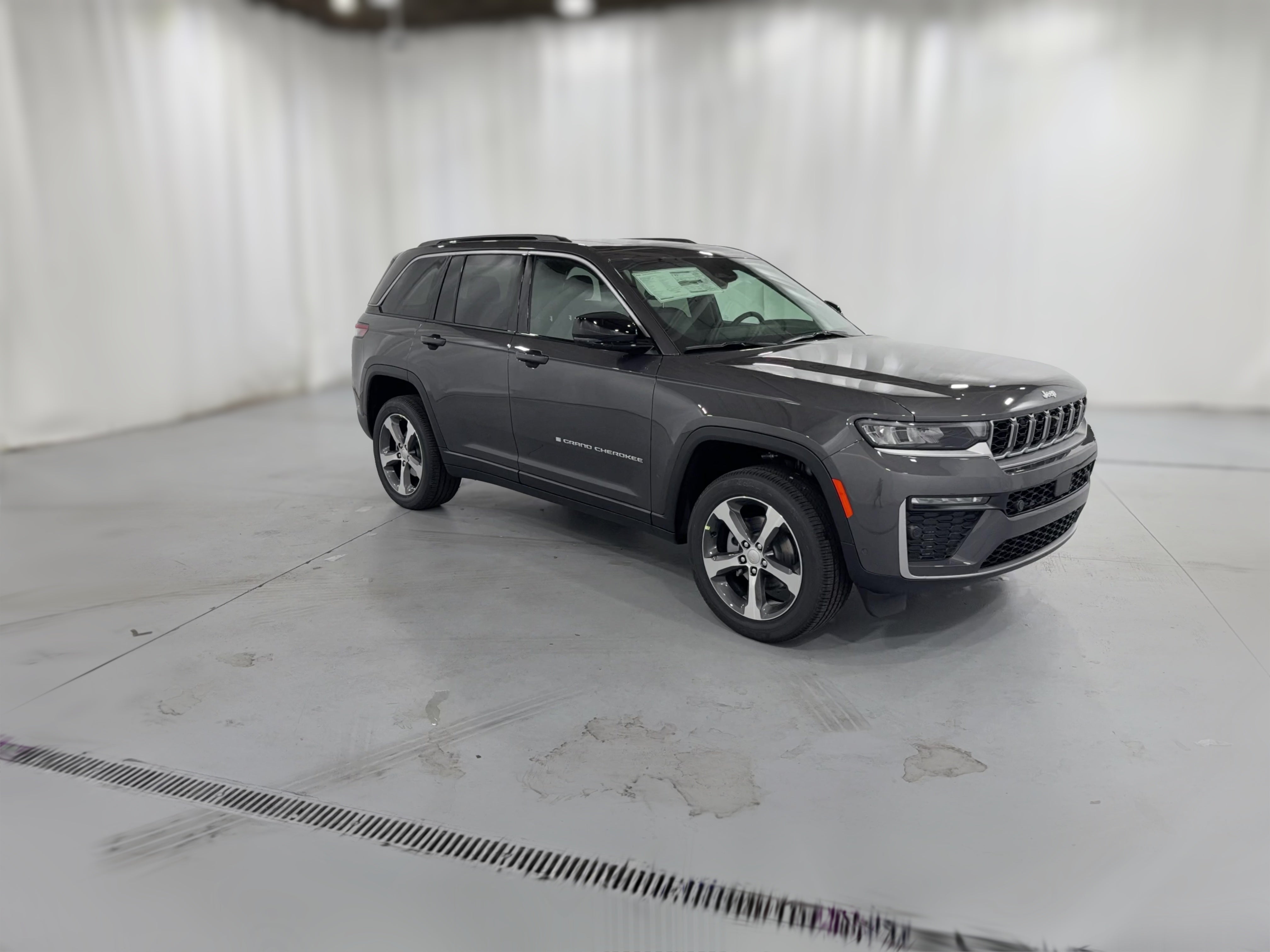 2026 Jeep Grand Cherokee Limited - Photo 40