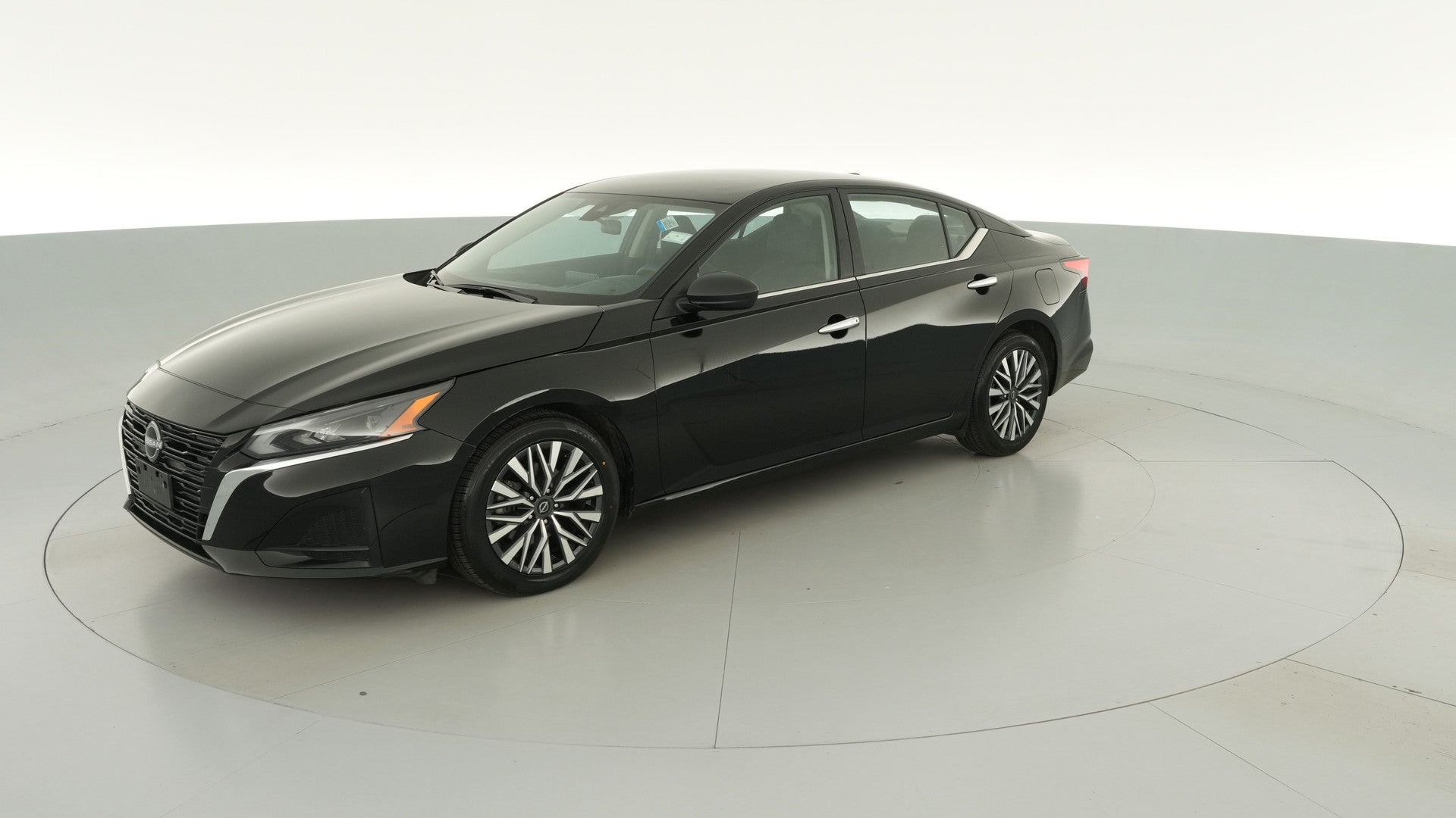 2025 Nissan Altima vehicle photo